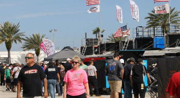 Visit ARCA Open Garage to Welcome Fans on Raceday in Daytona page