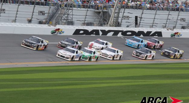 Visit FAST FACTS: Lucas Oil 200 driven by General Tire page
