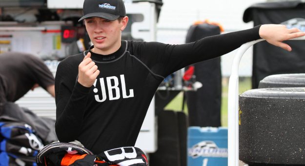 Visit Christian Eckes Not Giving Up on 2019 Yet; Heads to Iowa Looking to Get Back into Title Fight page