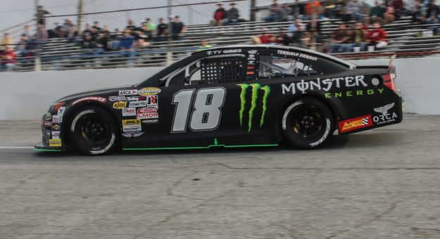 Visit All-Time Winner Frank Kimmel and Rookie Ty Gibbs Share Respect for Salem Speedway page