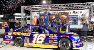 Derek Kraus Dominates Kern