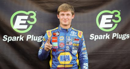 Derek Kraus Kern Qualifying 102619.jpg