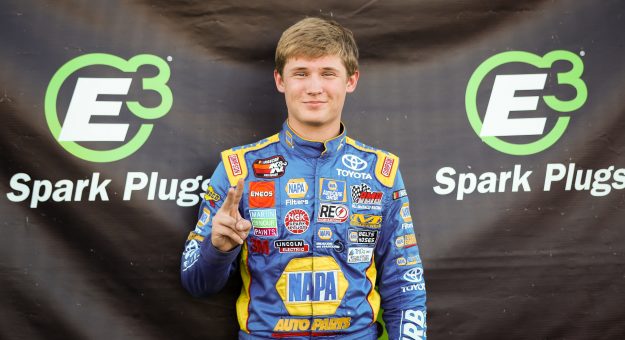 Derek Kraus Kern Qualifying 102619.jpg