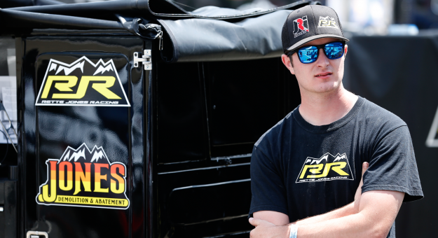 Spencer Davis Feature Hero 051519.png