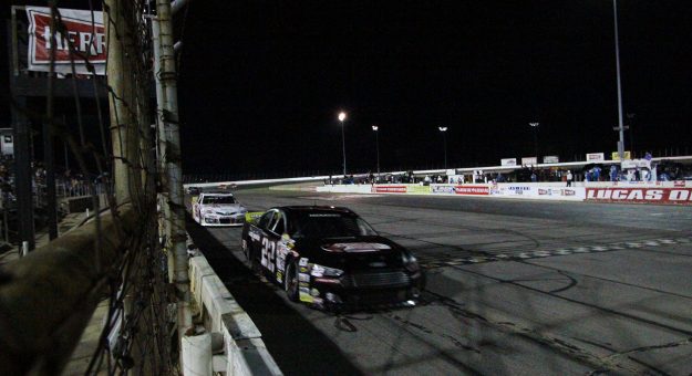 Visit ARCA Menards Series Confirms July 3 Race At Lucas Oil Raceway With Fans page