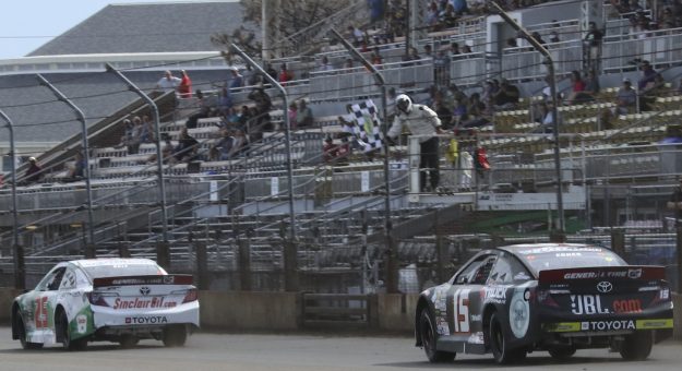 Visit Tickets Now Available For Springfield Mile Racing Events page