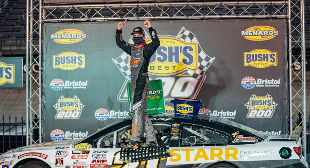 Visit Sam Mayer Sweeps Out Thunder Valley page