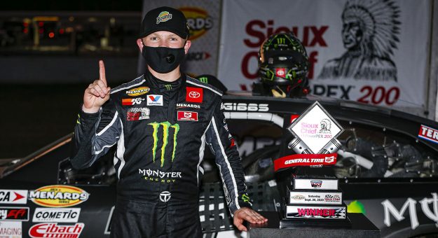 Visit Multiple Drivers Walk Away With Memphis Awards page