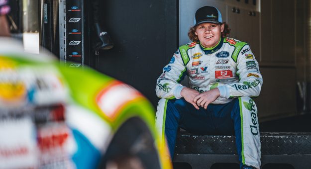 Visit Dirteeze Partners With Thad Moffitt For ARCA Menards Series Race At Mid-Ohio page