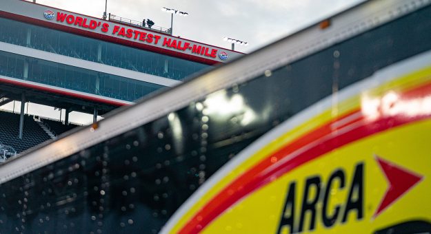 Visit PIT BOX: ARCA Menards Series East champion to be crowned at Bristol page