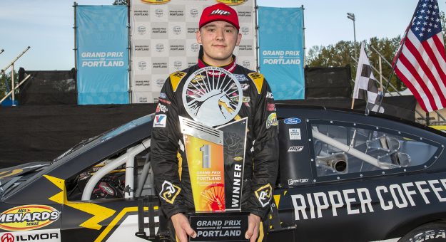 Visit Taylor Gray, Jake Drew, Joey Iest split special awards at Portland page
