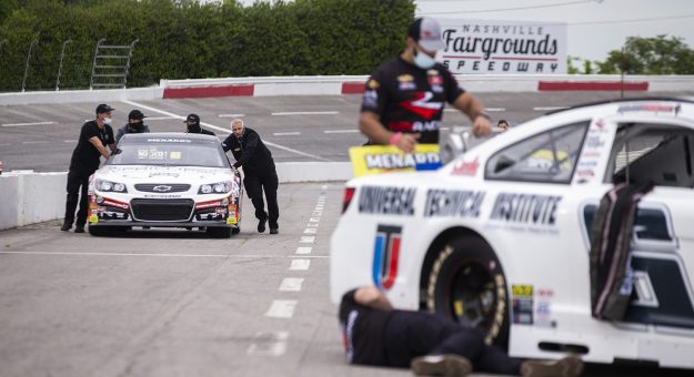 Visit PIT BOX: Music City welcomes East Series back to Nashville Fairgrounds Speedway page