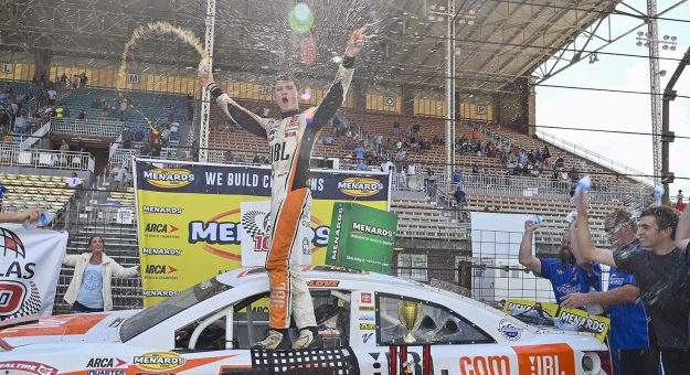 Visit Jesse Love wins at Springfield Mile as Atlas 100 comes to chaotic end page