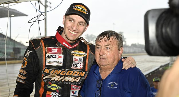 Visit Ryan Unzicker steals the show at DuQuoin, provides car owner Bill Hendren the perfect retirement gift page