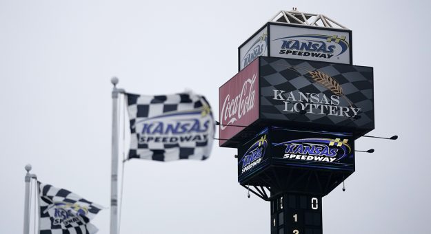 Visit Sioux Chief Fast Track 150 at Kansas Speedway page