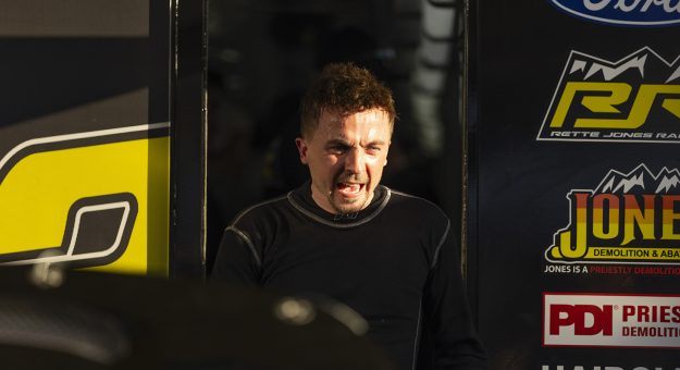 Visit Frankie Muniz fastest in ARCA Menards Series practice at Daytona page