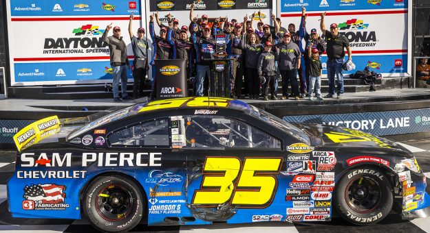 before the Menards 200 for the ARCA Menards Series at Daytona International Speedway in Daytona Beach, Florida on February 18, 2023. (Adam Glanzman/NASCAR)