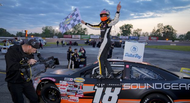 Visit William Sawalich masters Flat Rock Speedway for second East Series victory of 2023 page