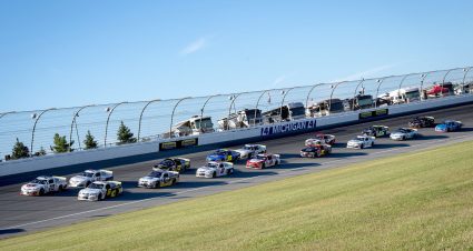 Cars race during the Henry Ford Health 200 for the ARCA Menards Series at Michigan International Speedway on August 6, 2022 in Brooklyn, Michigan. (Nic Antaya/ARCA Racing)