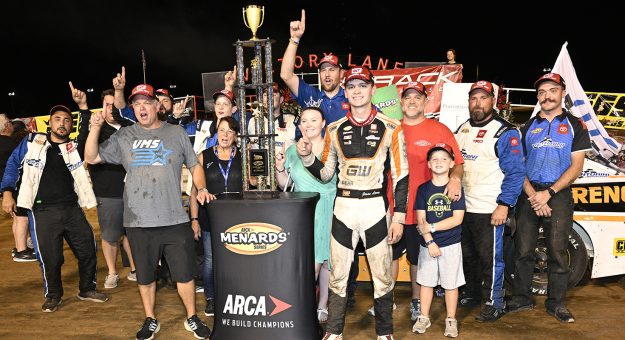 Visit Jesse Love conquers DuQuoin for ninth ARCA Menards Series victory of 2023 page