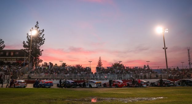 Visit PIT BOX: ARCA Menards Series West making annual visit to All American Speedway page