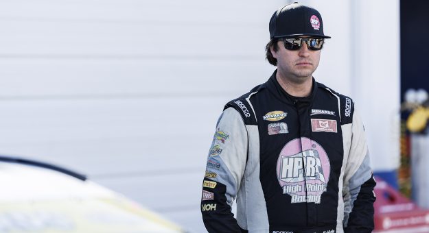 Visit PIT BOX: Arizona’s Tucson Speedway welcomes back West Series for first time since 2019 page