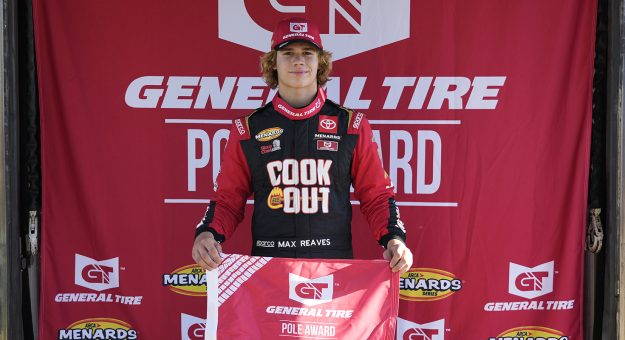 Max Reaves