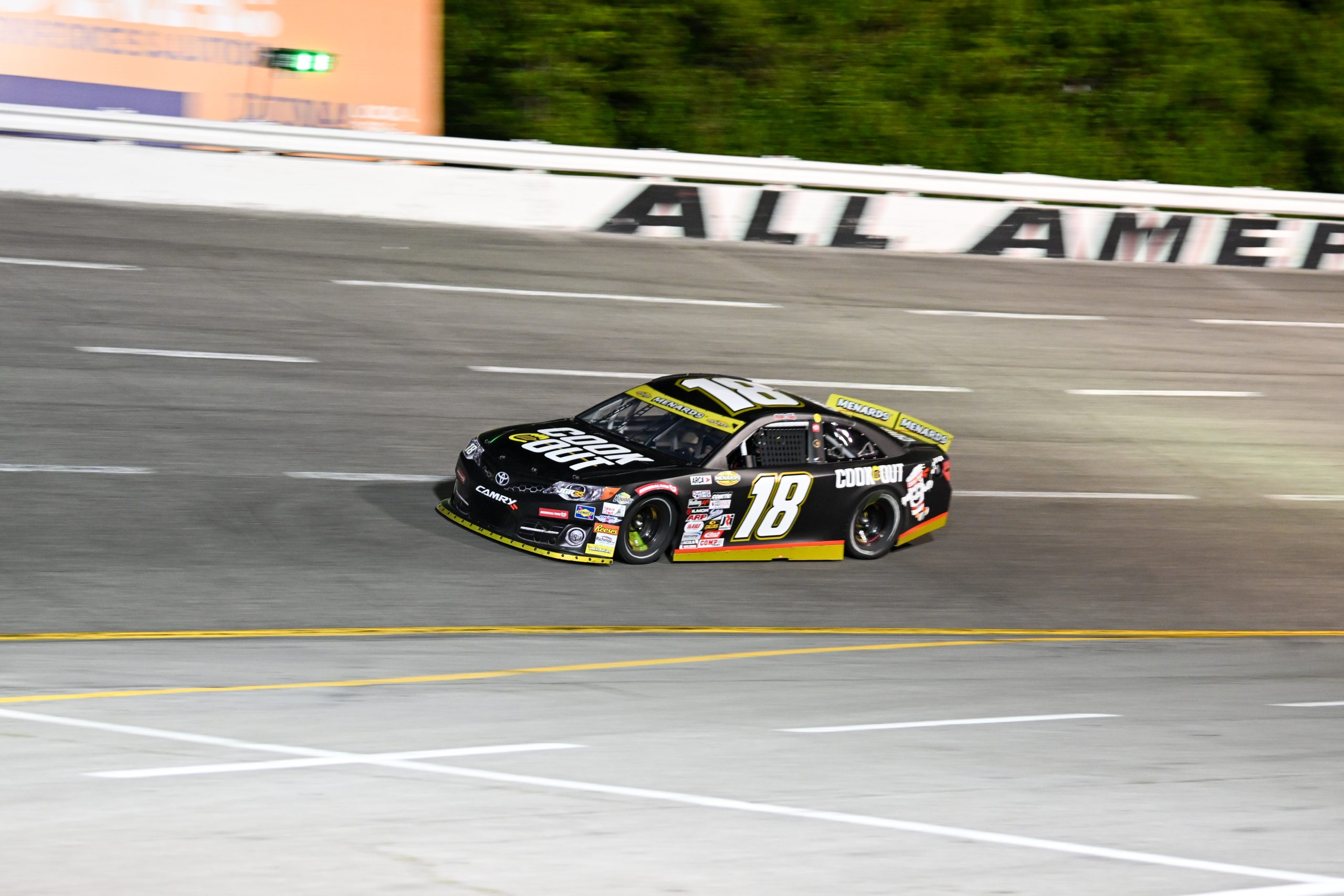 Max Reaves dominates at Nashville, earns first East Series victory