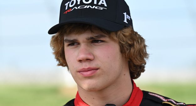 Max Reaves