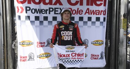 Max Reaves